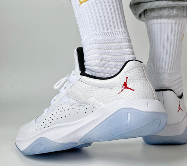 Giày Nike Air Jordan 11 CMFT Low ‘White Varsity’ DN4180-162 - Ảnh 4
