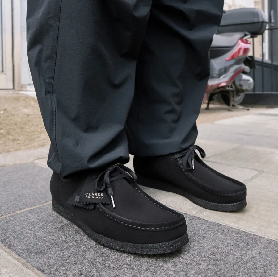Giày Clarks Wallabee Boot 'Black' 261555177 - Ảnh 4