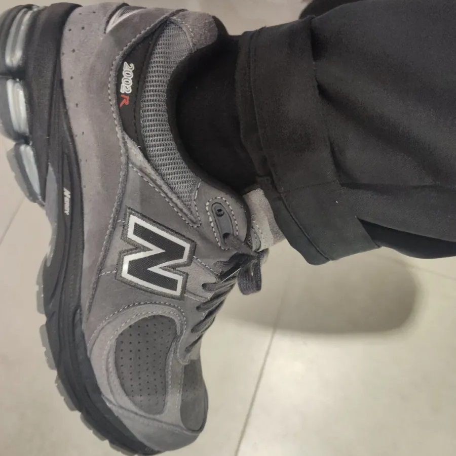 Giày New Balance 2002R 'Castlerock Grey Black' M2002REH - Ảnh 6