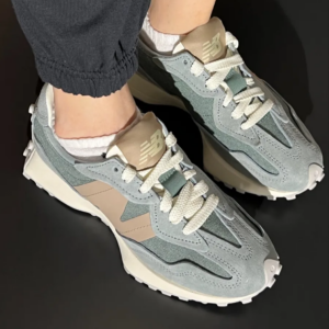 Alternative view of Giày New Balance 'Grey' U327WPA