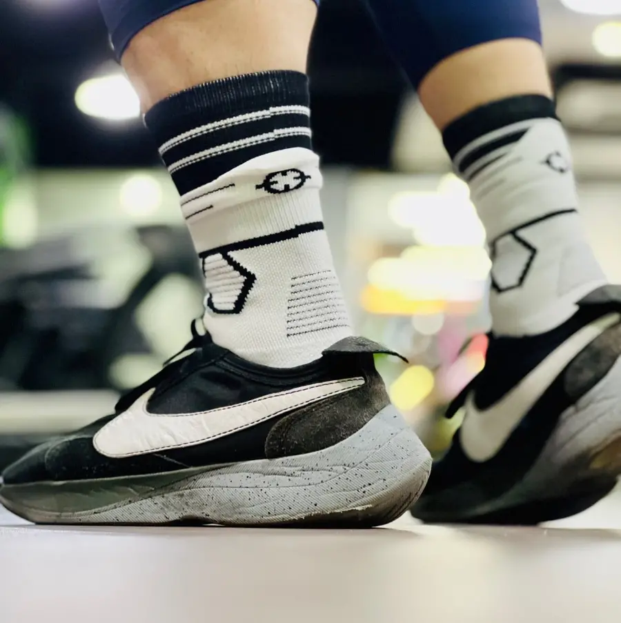 Alternative view of Giày Nike Moon Racer ‘Black’ AQ4121-001