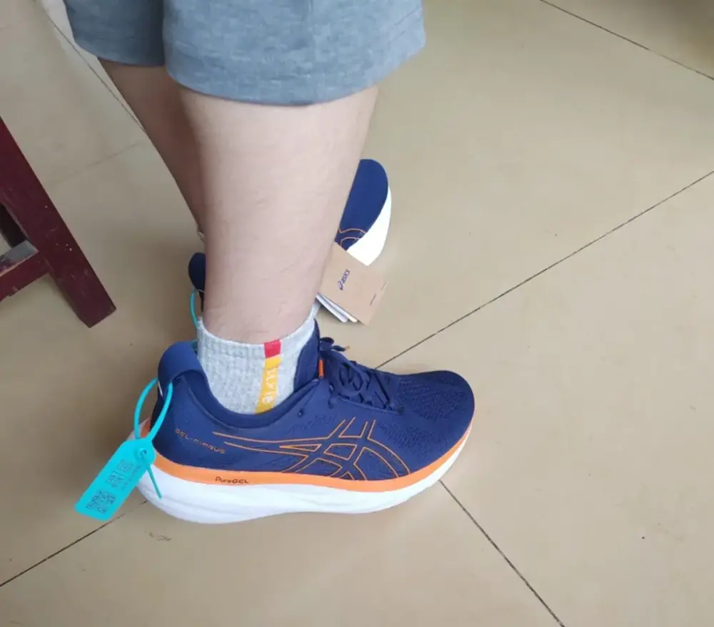 Alternative view of Giày Asics Gel-Nimbus 25 'Deep Ocean' 1011B547-403