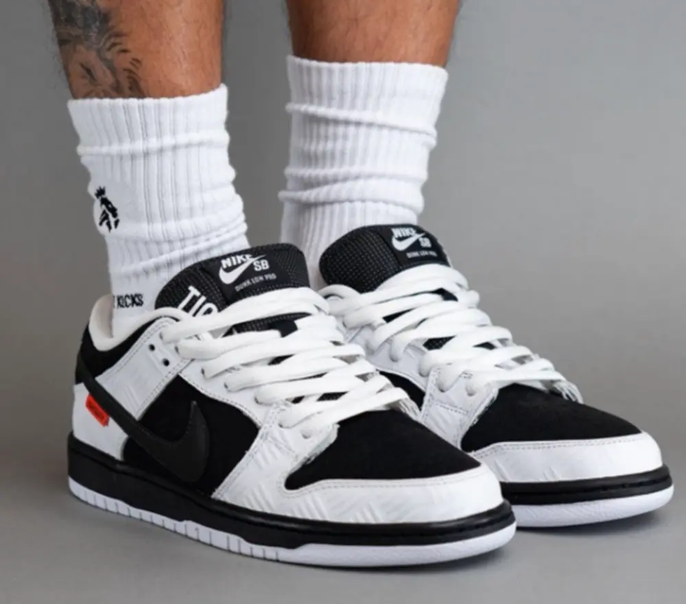 Alternative view of Giày Nike TIGHTBOOTH x Dunk Low SB FD2629-100