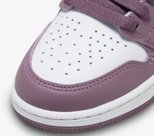 Alternative view of Giày Nike Air Jordan 1 Retro High OG 'Mauve' FD1437-105