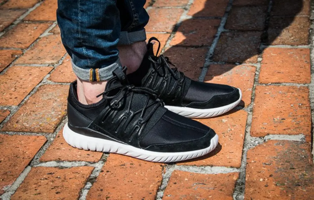Alternative view of Giày Adidas Tubular Radial ‘Core Black’ AQ6723