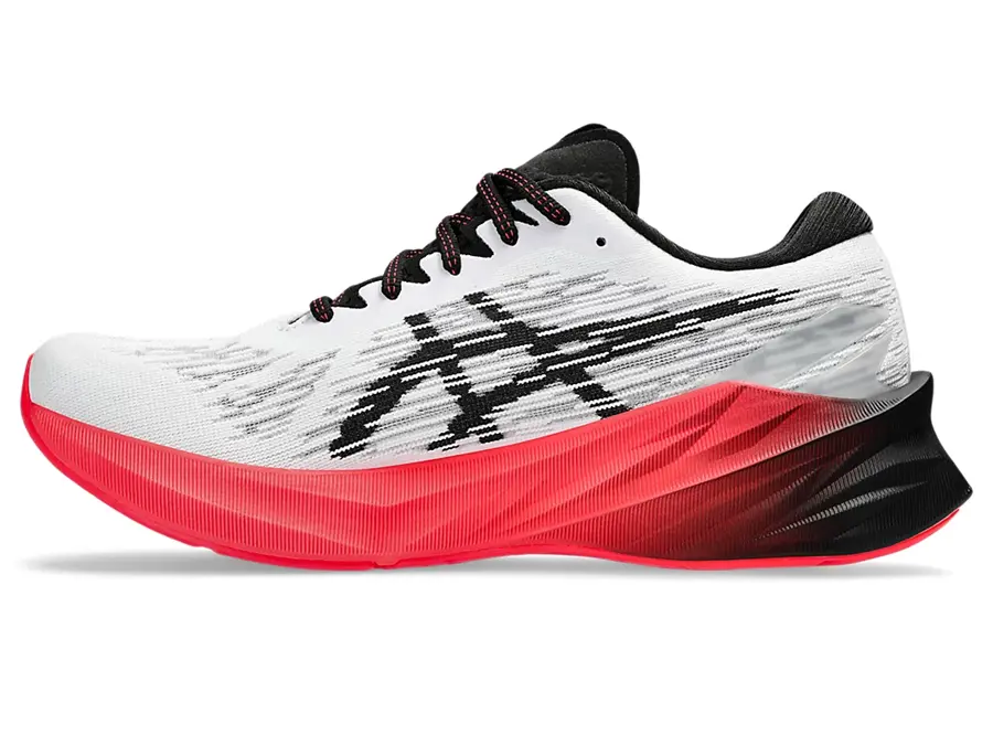 Alternative view of Giày Asics NovaBlast 3 White Black 1011B459-104