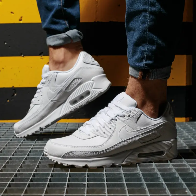 Giày Nike Air Max 90 LTR ‘Triple White’ CZ5594-100 - Ảnh 4