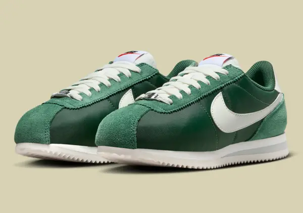 Alternative view of Giày Nike Cortez ‘Fir’ DZ2795-300