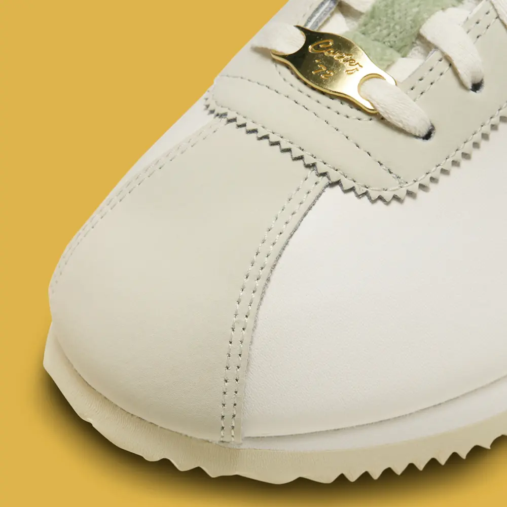 Alternative view of Giày Nike Cortez GS 'Flowers' FV3639-171