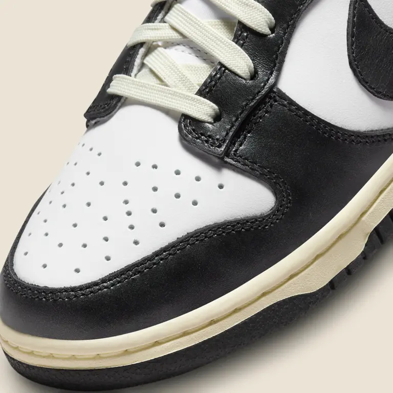 Giày Nike Dunk Low Vintage ‘Black White’ FQ8899-100 - Ảnh 6