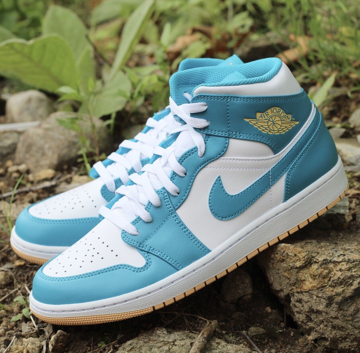Giày Nike Air Jordan 1 Mid 'Aquatone' DQ8426-400 - Ảnh 2