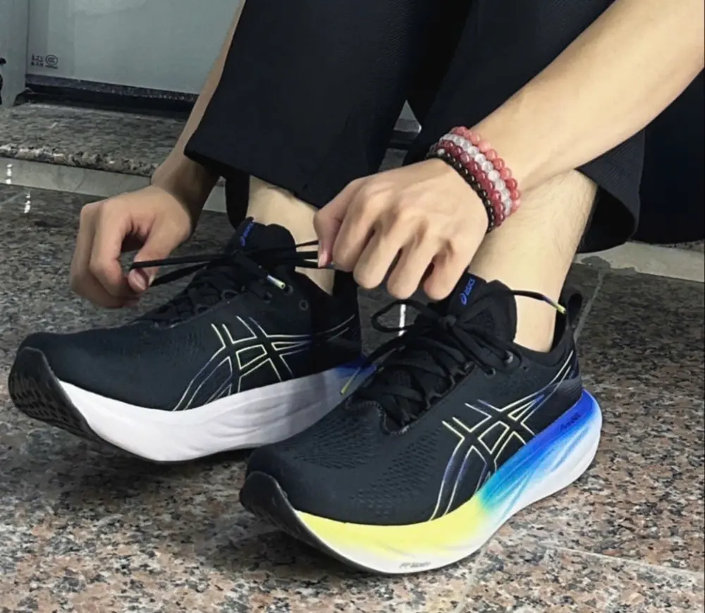 Alternative view of Giày Asics Gel-Nimbus 25 'Black' 1011B547-004