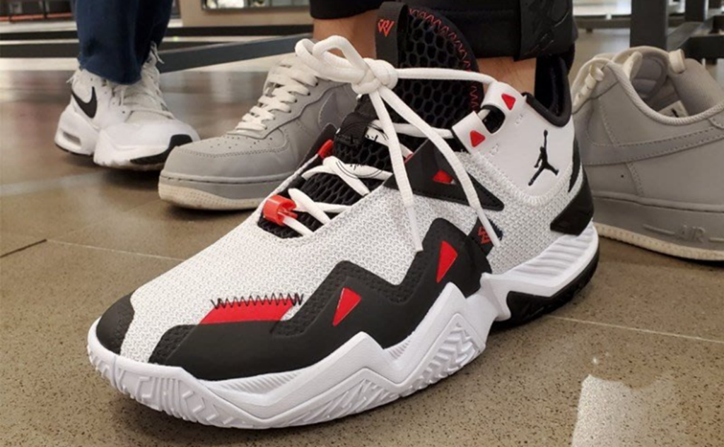 Giày Nike Air Jordan One Take PF 'Black Toe' CJ0781-101 - Ảnh 4