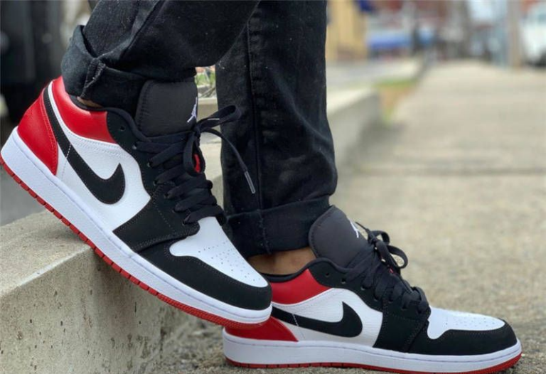 Giày Nike Air Jordan 1 Low 'Black Toe' 553558-116 - Ảnh 3