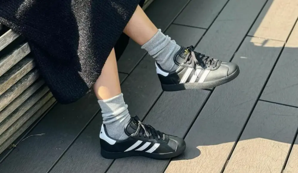 Alternative view of Giày Adidas Gazelle OG ‘Black’ ID6112