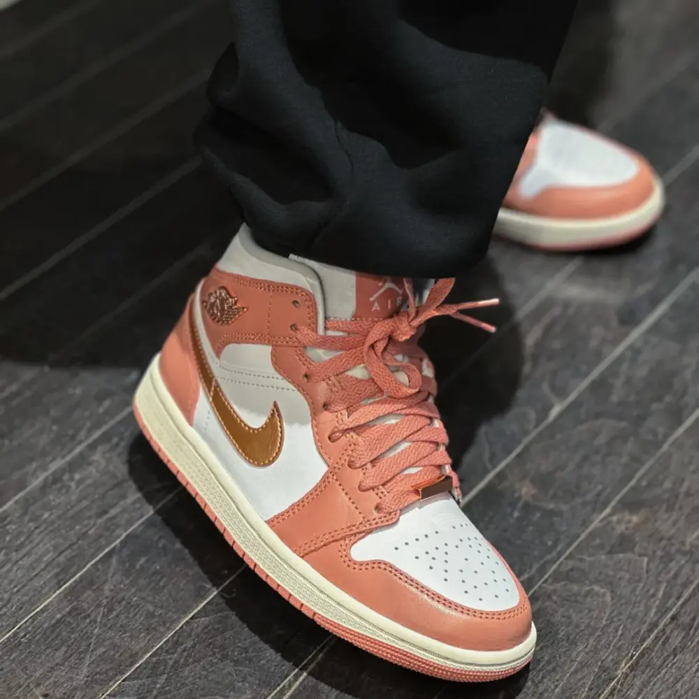 Giày Nike Air Jordan 1 Mid SE 'Red Stardust' FB9892-670 - Ảnh 6