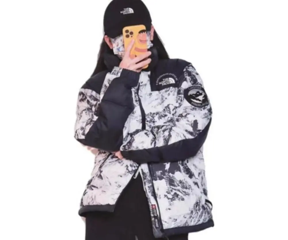 Alternative view of Áo The North Face FW22 'White Black' NJ1DN57A