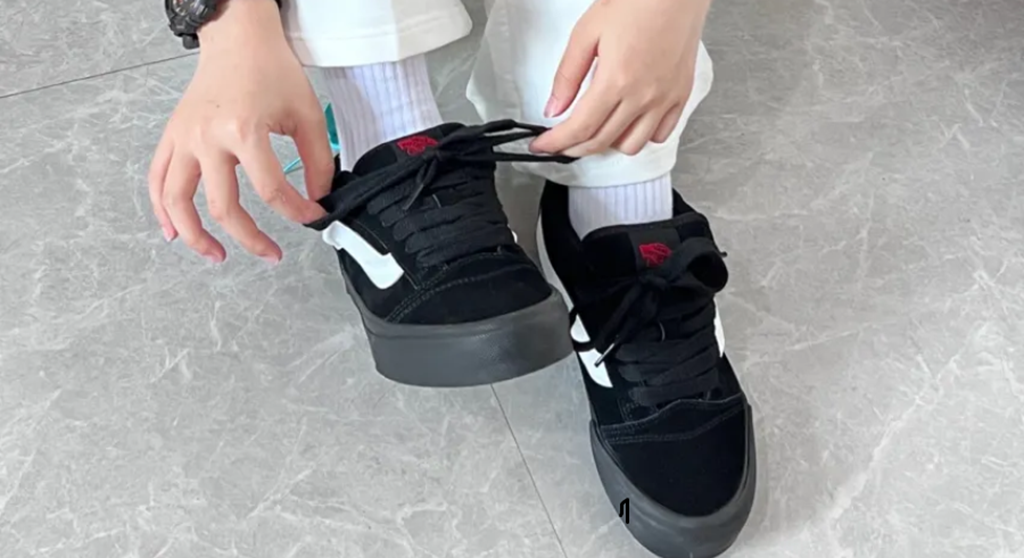 Giày Vans Knu Skool 'Black' VN0009QCBMA - Ảnh 5