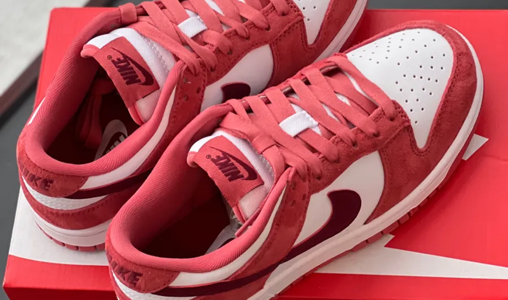 Giày Nike Dunk 'Valentine's Day' Edition FQ7056-100 - Ảnh 5