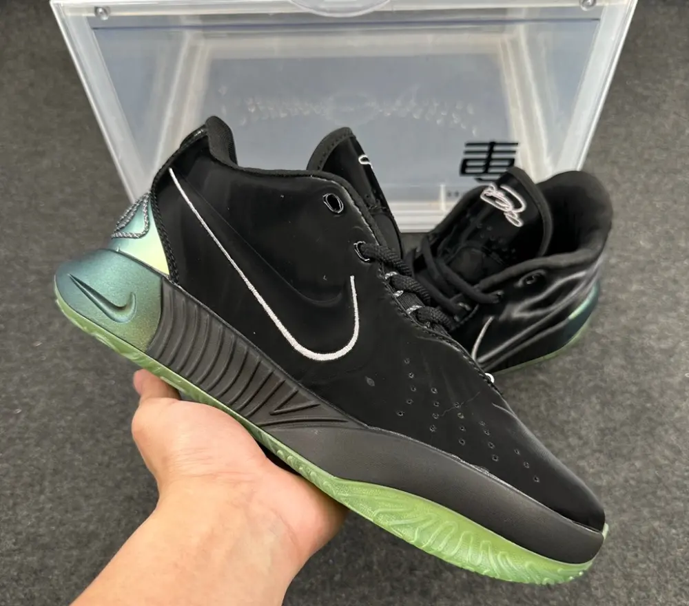 Alternative view of Giày Nike Lebron 21 ‘Dunkman’ FB2238-001