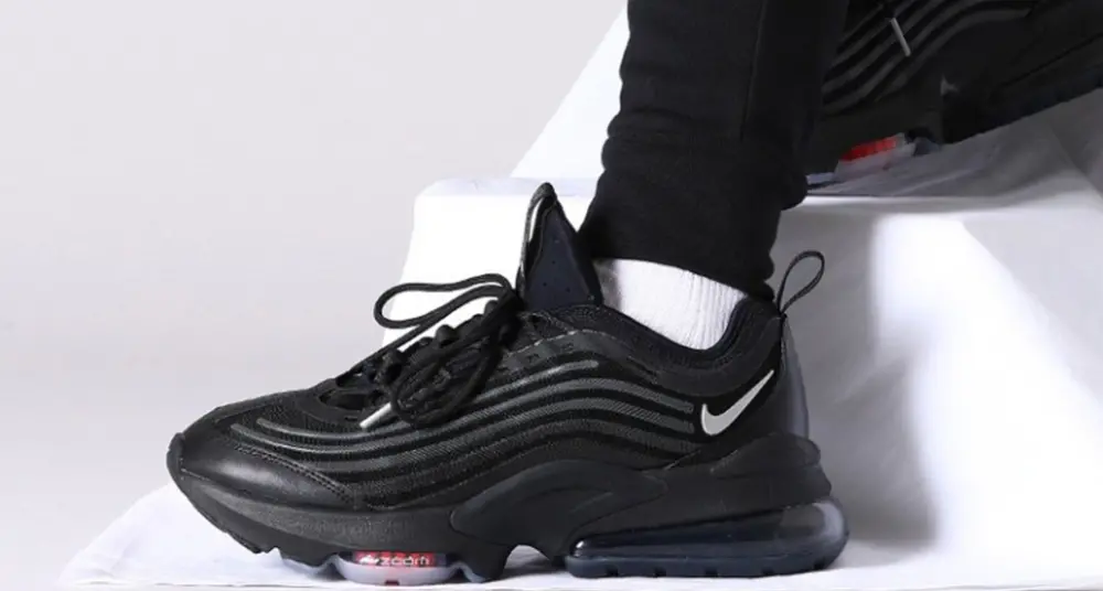 Alternative view of Giày Nike Air Max Zoom 950 Black Metallic Silver CJ6700-001