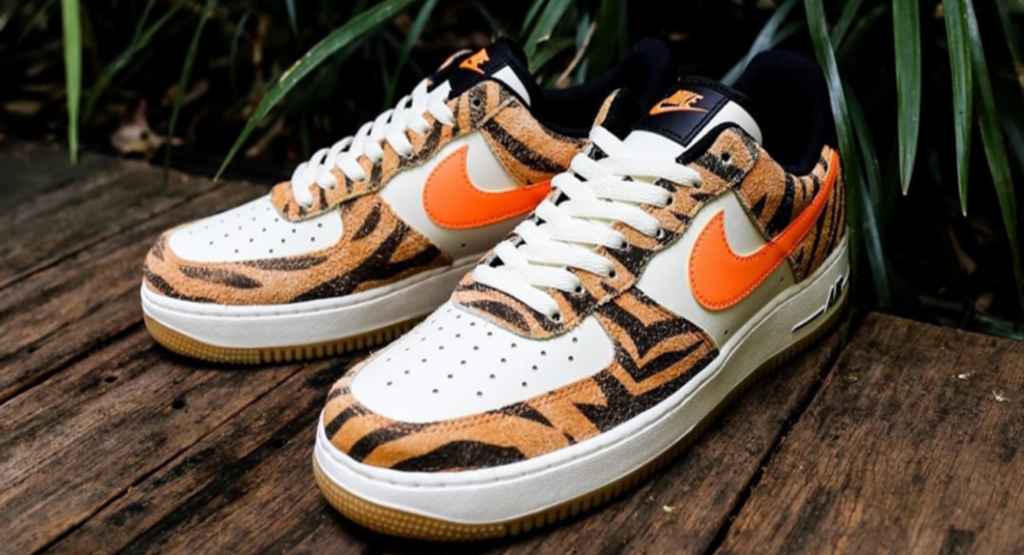 Giày Nike Air Force 1 Low Premium ‘Daktari Stripes’ DJ6192-100 - Ảnh 5