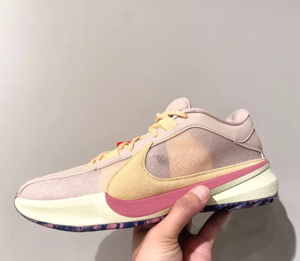 Giày Nike Zoom Freak 5 'Fossil Stone' DX4996-200 - Ảnh 5
