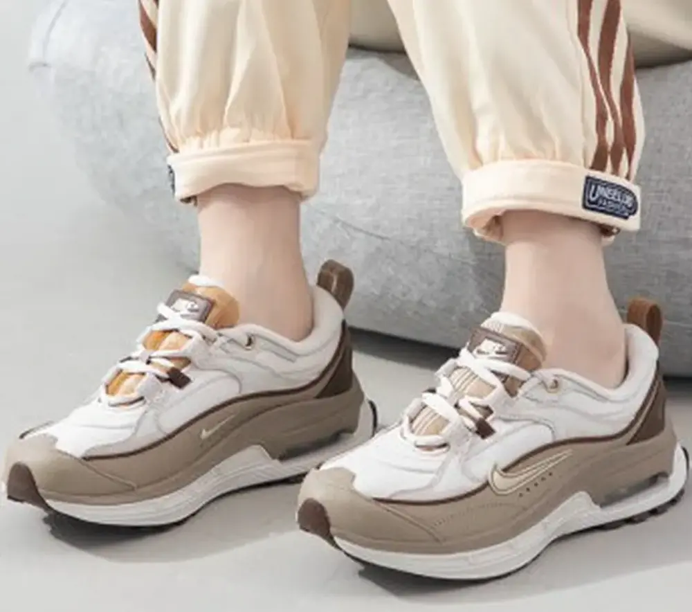 Alternative view of Giày Nike Air Max Bliss 'Phantom Cacao Wow' FV3637-070
