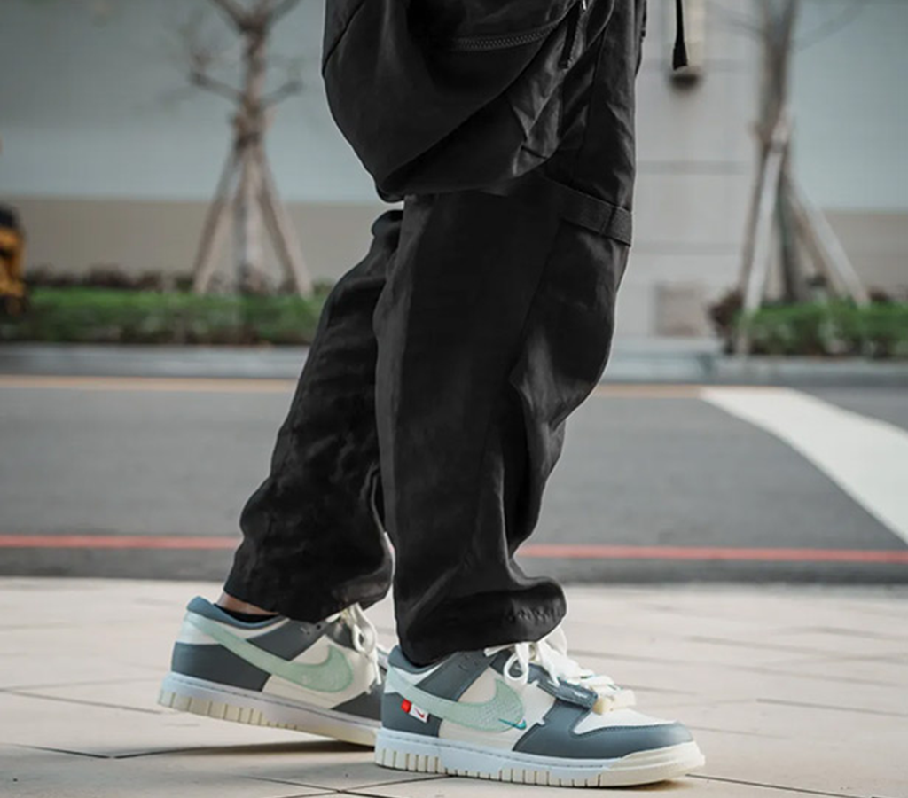 Giày Nike Air Dunk Low Jumbo 'Year of the Dragon' FZ5053-131 - Ảnh 2