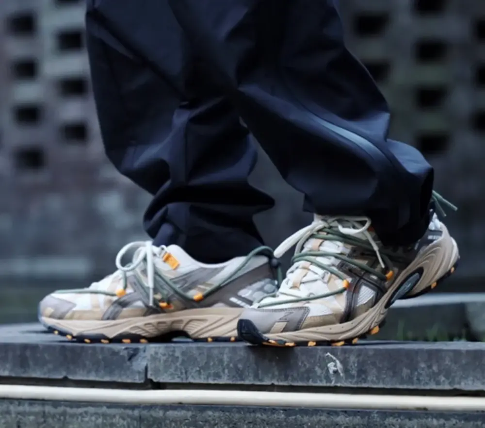 Alternative view of Giày Asics Gel-Kahana TR V2 ‘White Kahki Moss Green’ 1203A259-200