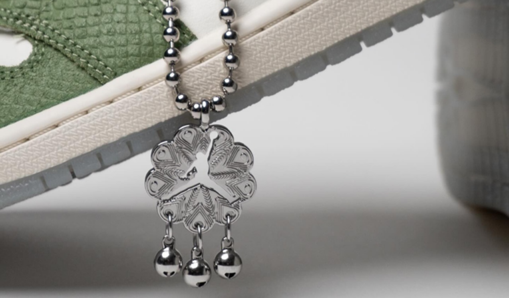 Giày Nike Air Jordan 1 ‘Year of the Dragon’ FN3727-100 - Ảnh 2