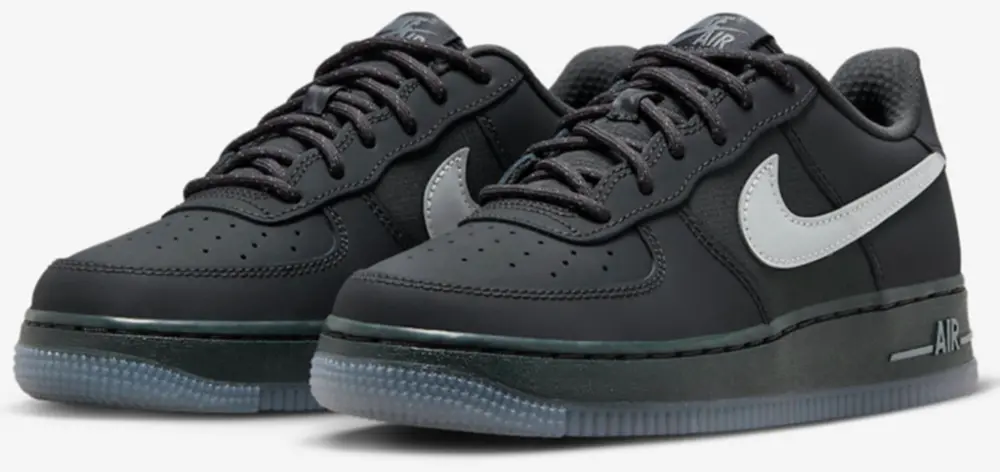 Alternative view of Giày Nike Air Force 1 GS ‘Reflective Swoosh’ FV3980-001