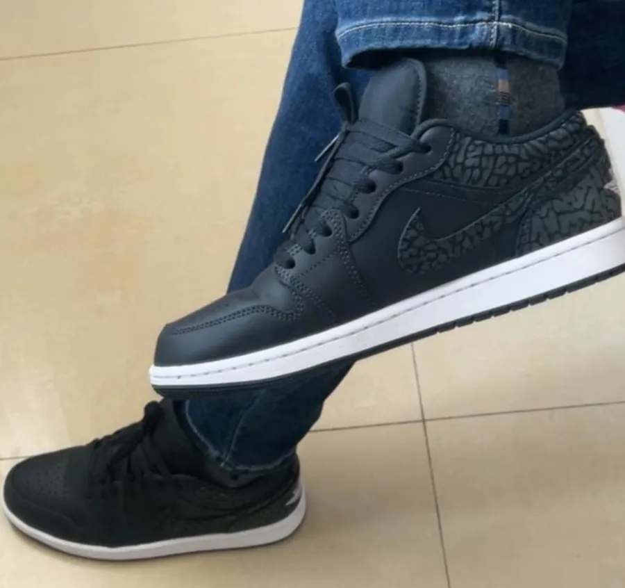 Giày Nike Air Jordan 1 Low SE ‘Black Elephant’ FB9907-001 - Ảnh 5
