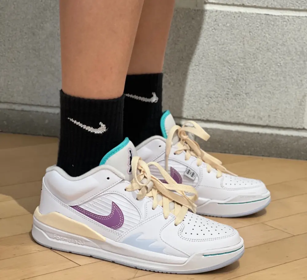 Alternative view of Giày Nike Air Jordan Stadium 90 'White Purple' FV3624-151