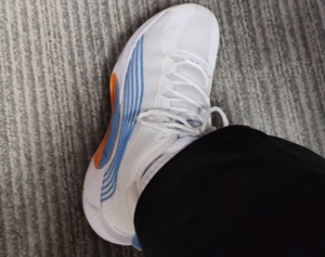 Alternative view of Giày Nike Jordan Jumpman 2021 'White Blue' FD9908-141
