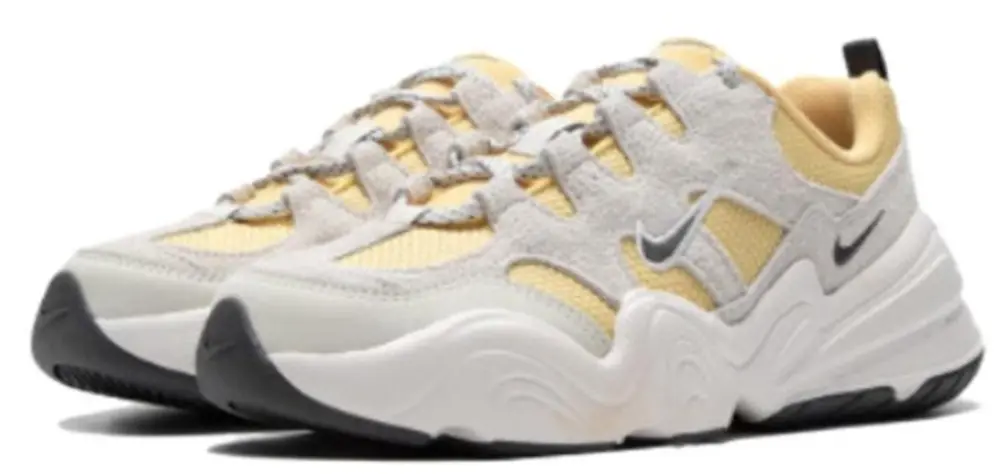 Alternative view of Giày Nike Tech Hera 'Saturn Gold Light Bone' DR9761-700