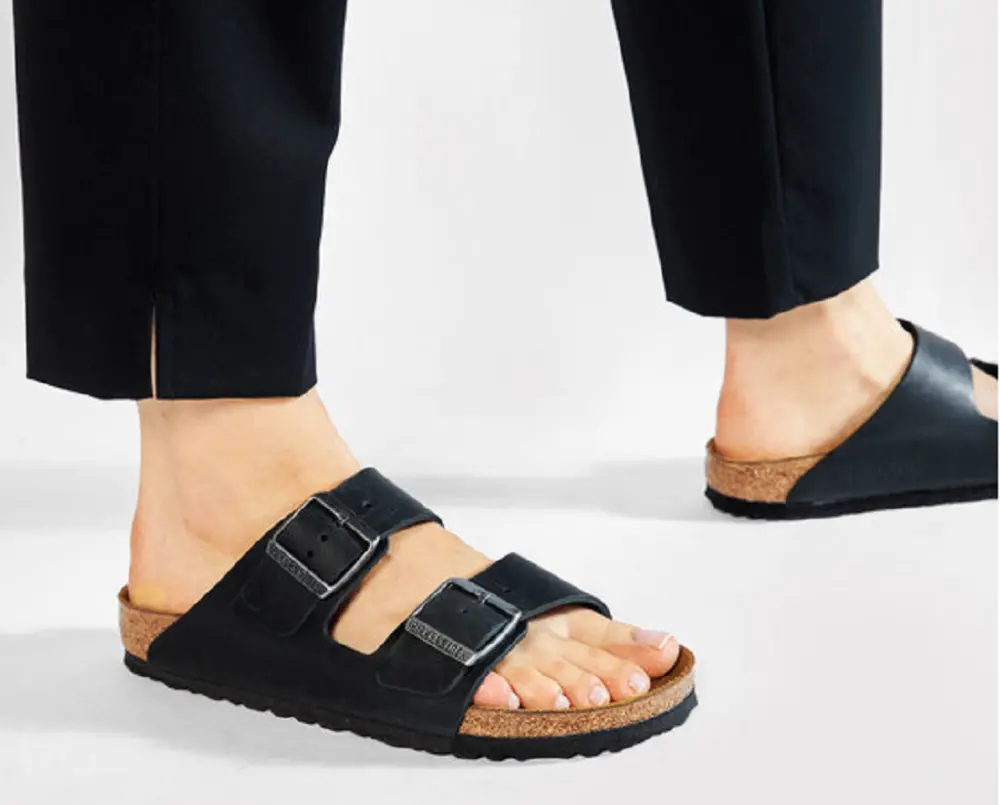 Alternative view of Dép Birkenstock Arizona Black Oiled Leather 0552113