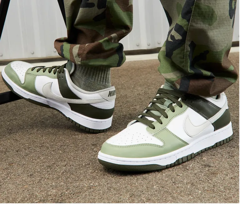 Giày Nike Dunk Low ‘Oil Green’ FN6882-100 - Ảnh 5