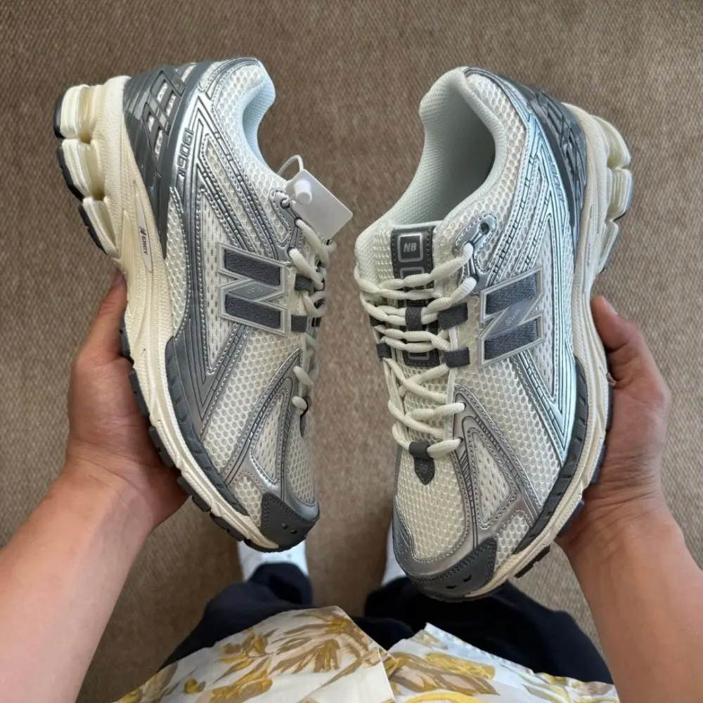 Giày New Balance 1906R 'Grey Silver' M1906RFS - Ảnh 5