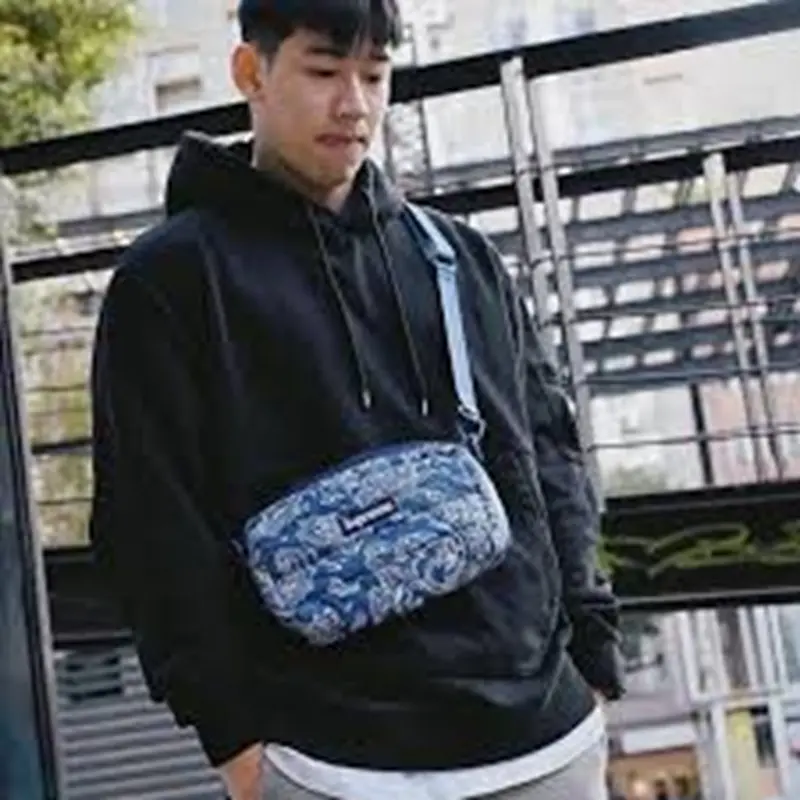Túi Supreme Puffer Side Bag ‘Blue Paisley’ - Ảnh 3