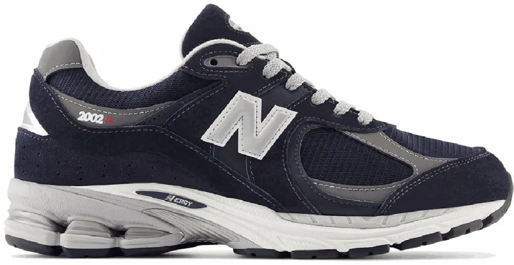 Giày New Balance 2002R Gore-Tex Eclipse M2002RXK
