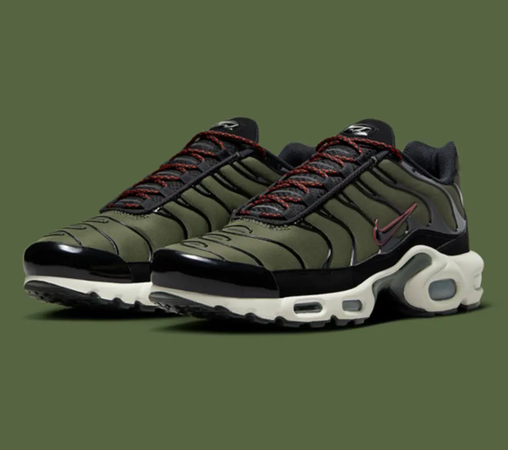 Alternative view of Giày Nike Air Max Plus ‘Cargo Khaki Phantom’ FB9722-300