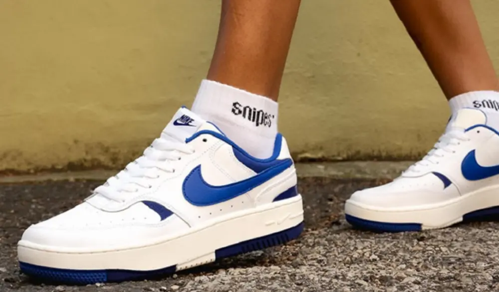 Alternative view of Giày Nike Gamma Force ‘White Game Royal’ DX9176-101
