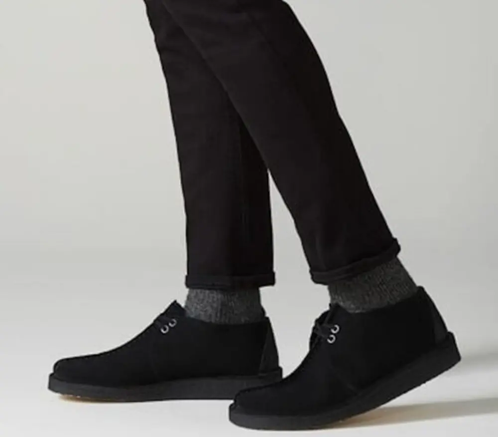 Alternative view of Giày Clarks Desert Trek GTX ‘Black Suede’ 261-65566