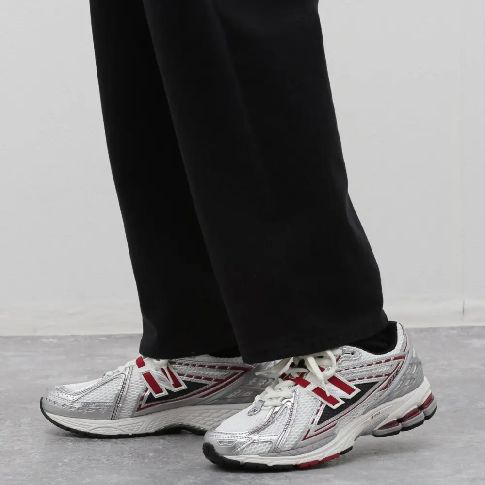 Alternative view of Giày New Balance 1906R Silver Classic Crimson M1906REA
