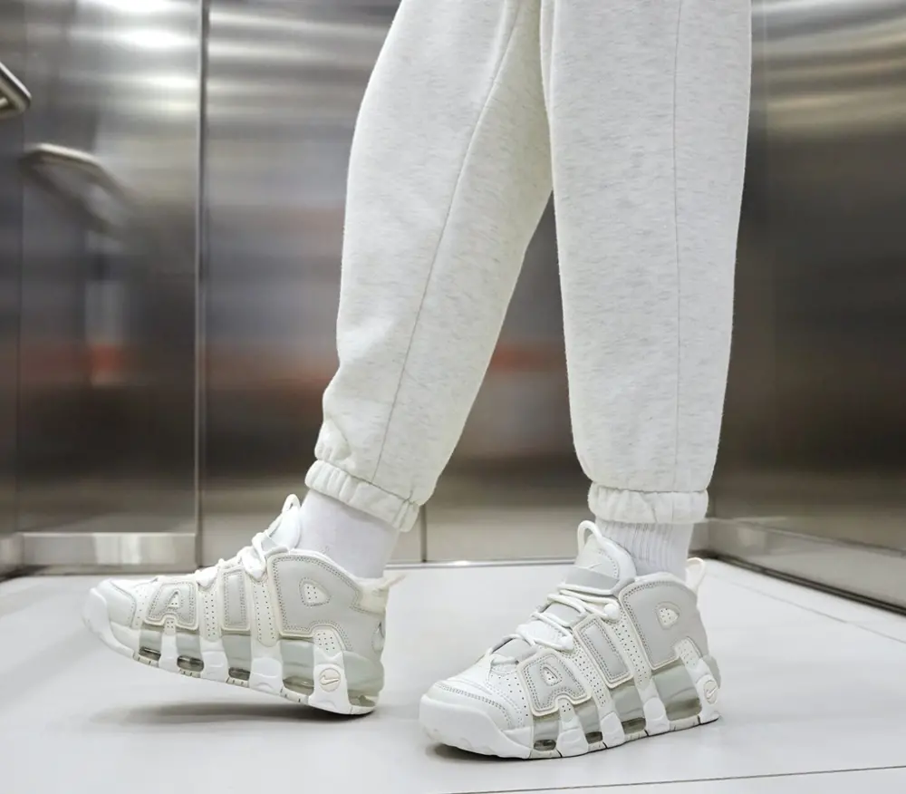 Giày Nike Air More Uptempo 96 'Sail Guava' DV1137-101 - Ảnh 3