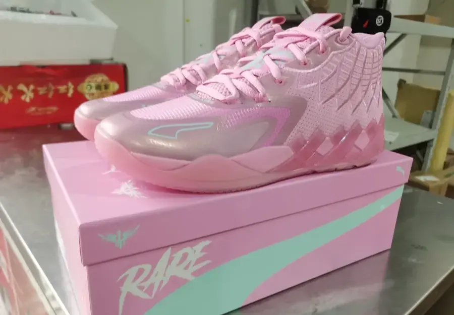 Giày Puma x Lamelo Ball MB.01 Iridescent 309755-01 - Ảnh 4