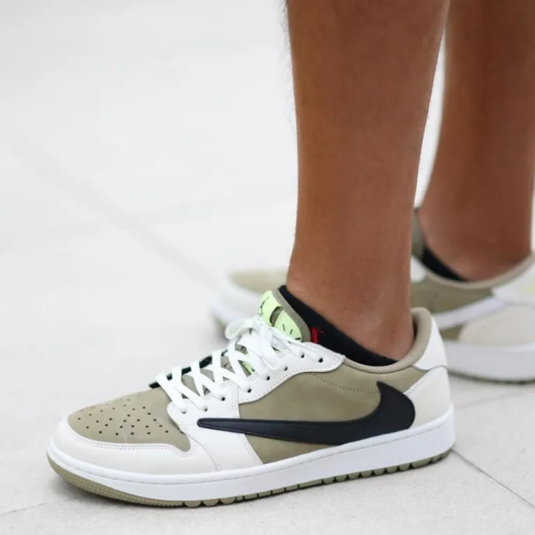 Giày Nike Air Jordan 1 Retro Low Golf ‘Travis Scott’ FZ3124-200 - Ảnh 3