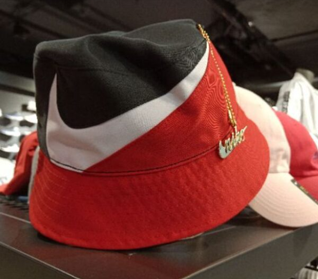 Mũ Nike Bucket Bred Swoosh CI3616-011 - Ảnh 3