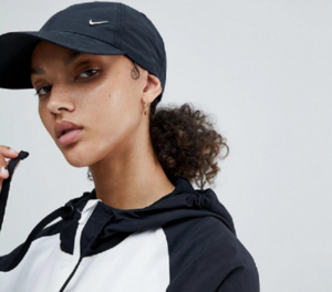 Alternative view of Mũ Nike Metal Swoosh ‘Black’ 943092-010